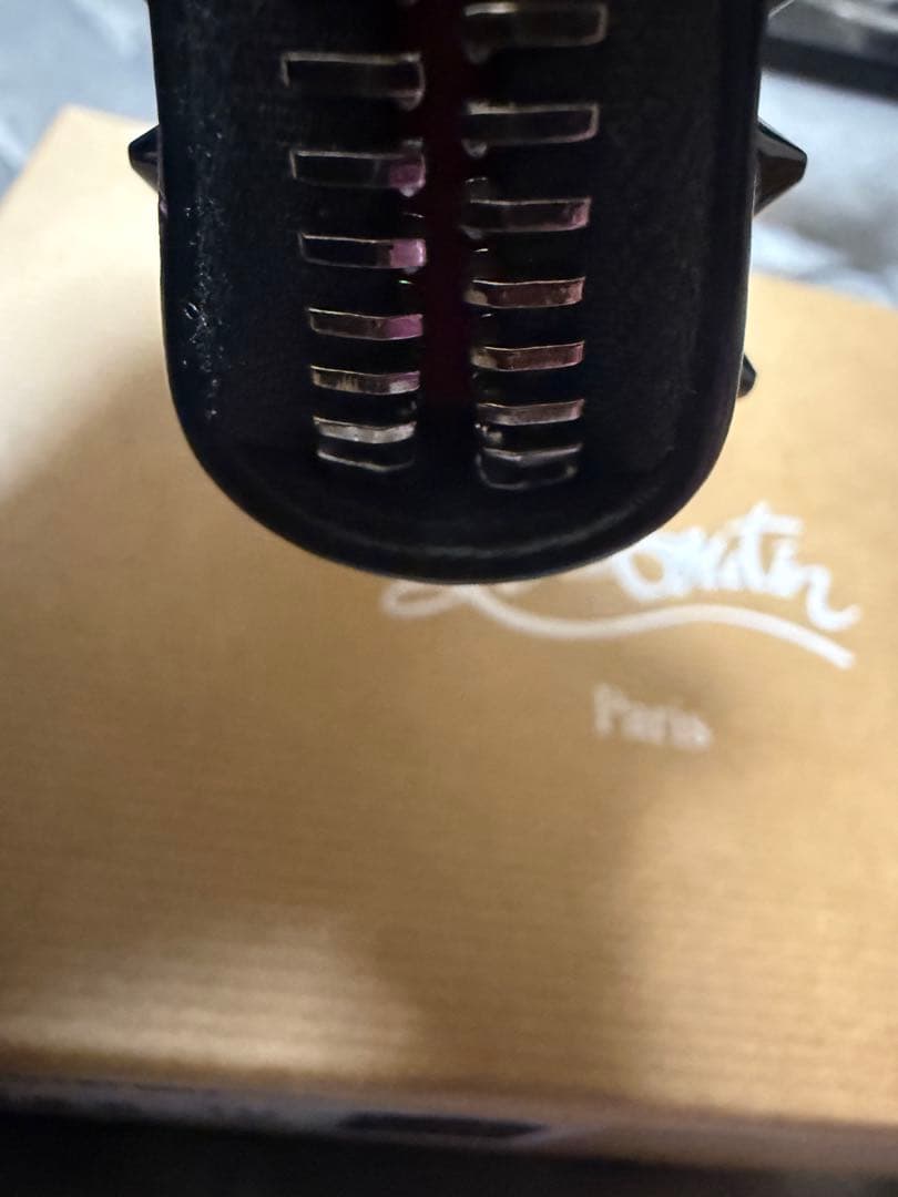 Christian Louboutin PANETTONE スタッズ 長財布