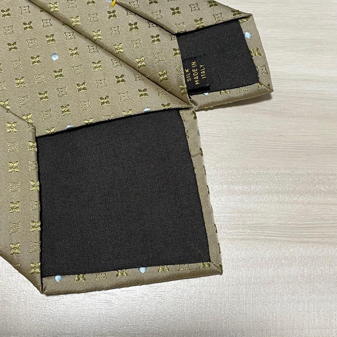 【美品】　ルイヴィトン　モノグラム総柄ネクタイ　シルク100%シャンパンゴールド