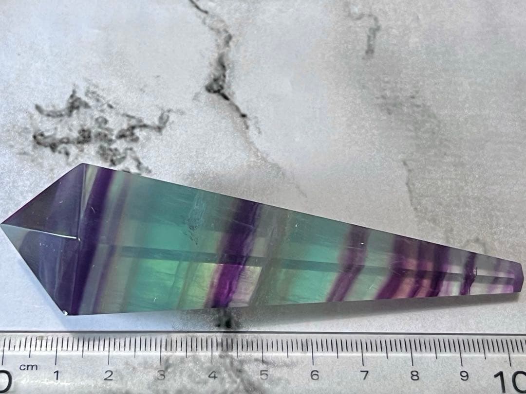 マルチカラー✿*:・キャンディフローライト　蛍石　ラフストーン　原石　ポイント