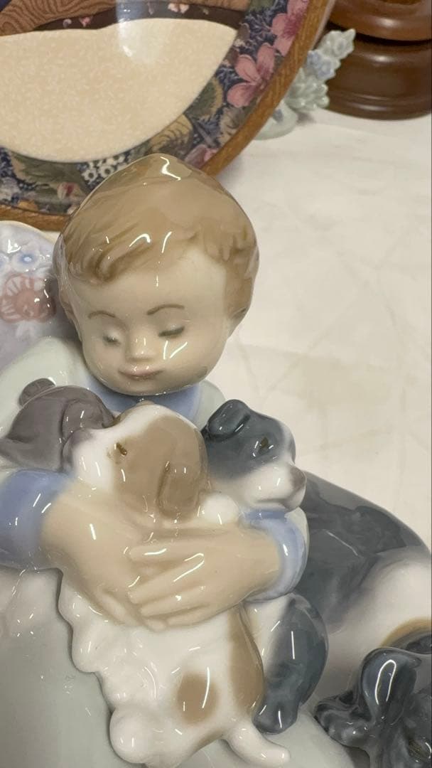 LLADRO リヤドロ「みんな　ねんね」犬　置物