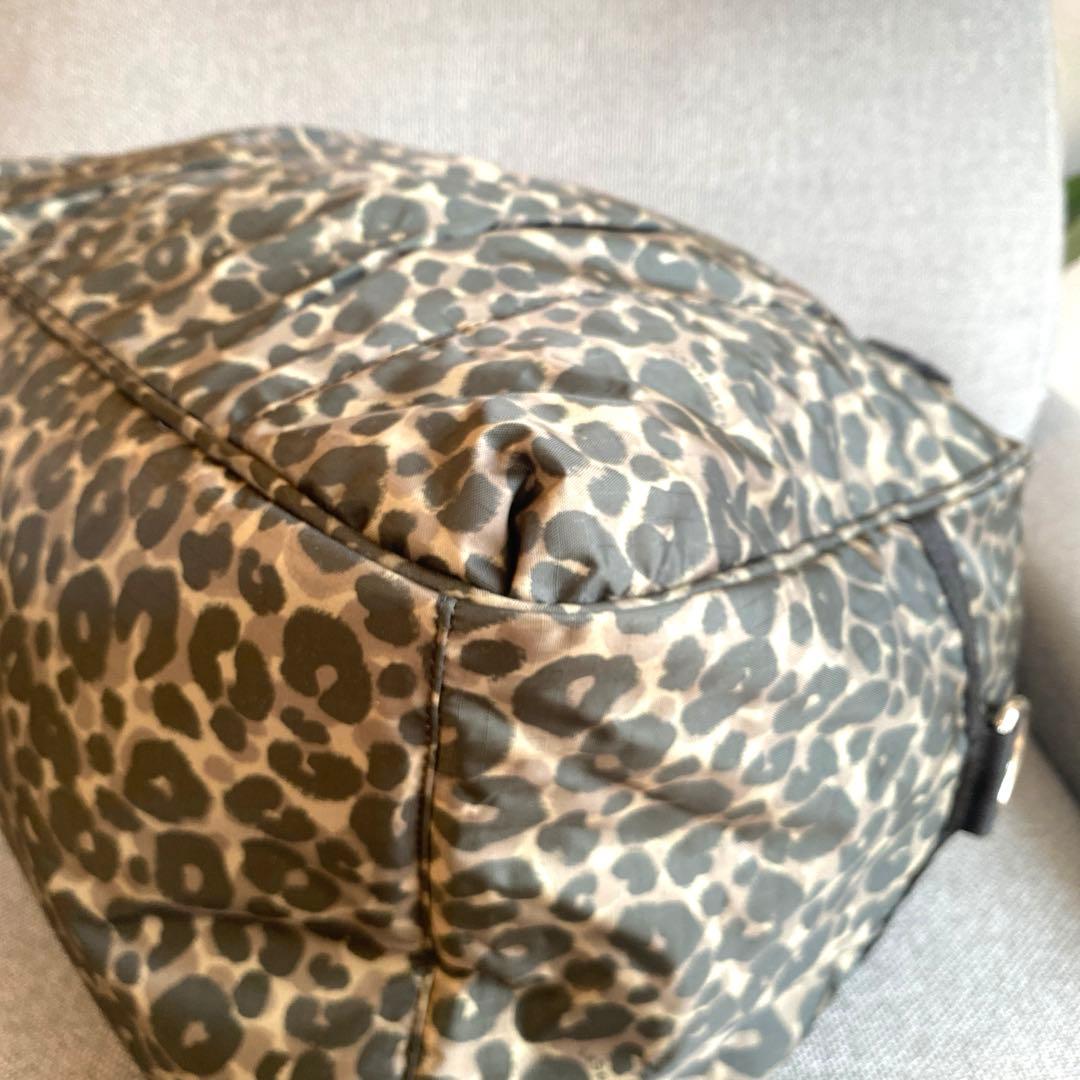 【極美品　廃盤型】レスポートサック　アビーキャリーオン　ボストンバッグ　ヒョウ柄