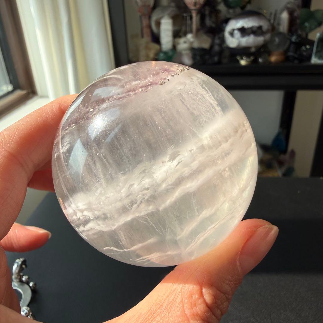 【masa様確認専用】天然石パイライト共生フローライトスフィアNO.021114