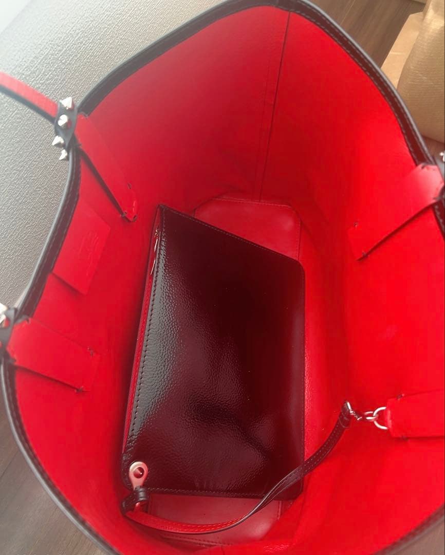 クリスチャンルブタン エナメル トートバッグ