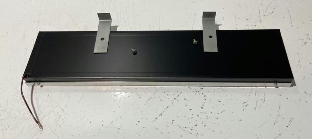 ワンマンアンドン819カーテンレール挟み込み取り付け仕様