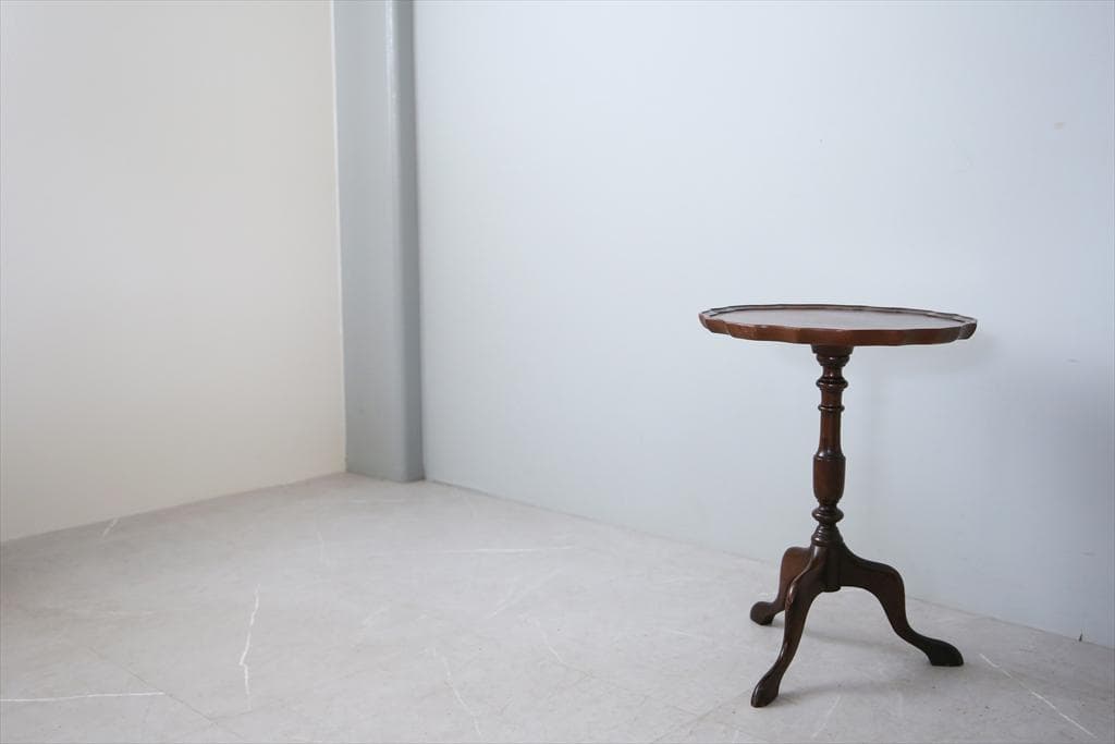 英国アンティーク木製ワインテーブル/サイドテーブル/丸机/飾り棚(89-283)