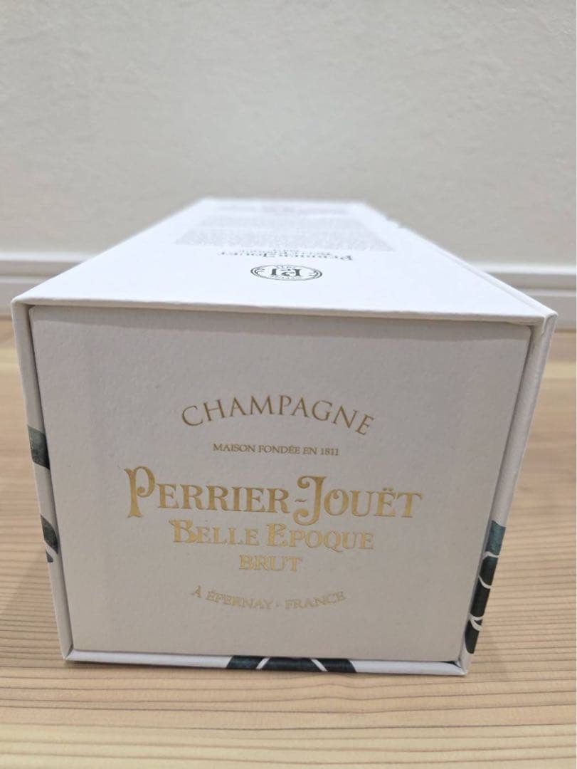 ペリエジュエ ベルエポック 2016 ギフト箱入り 750ml