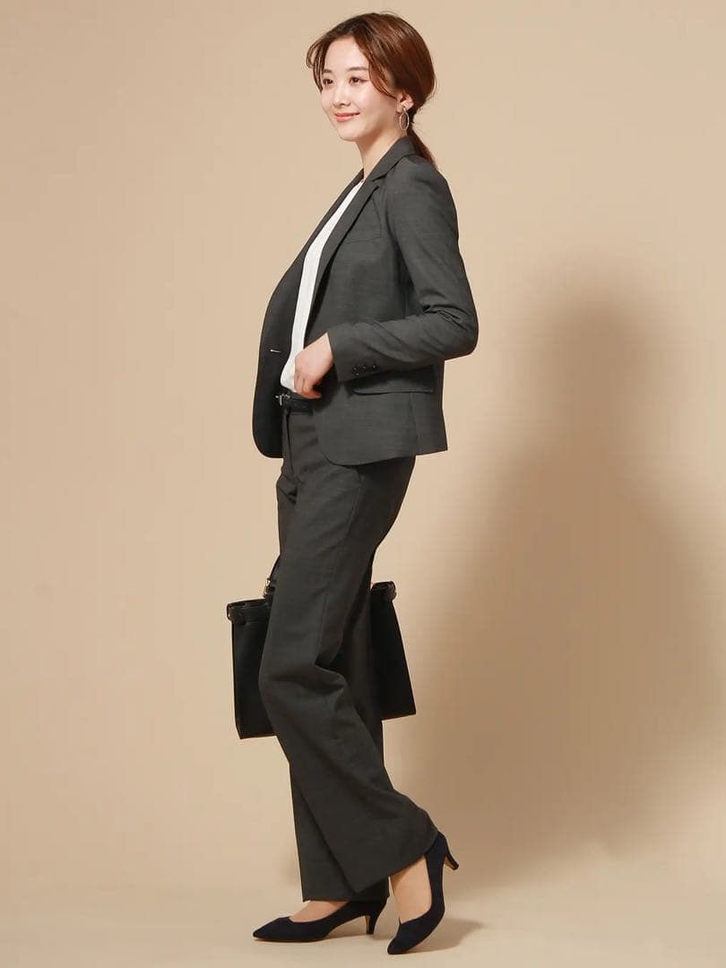 [未使用級]ザスーツカンパニー　現行品　大きいサイズ　パンツスーツセットアップ