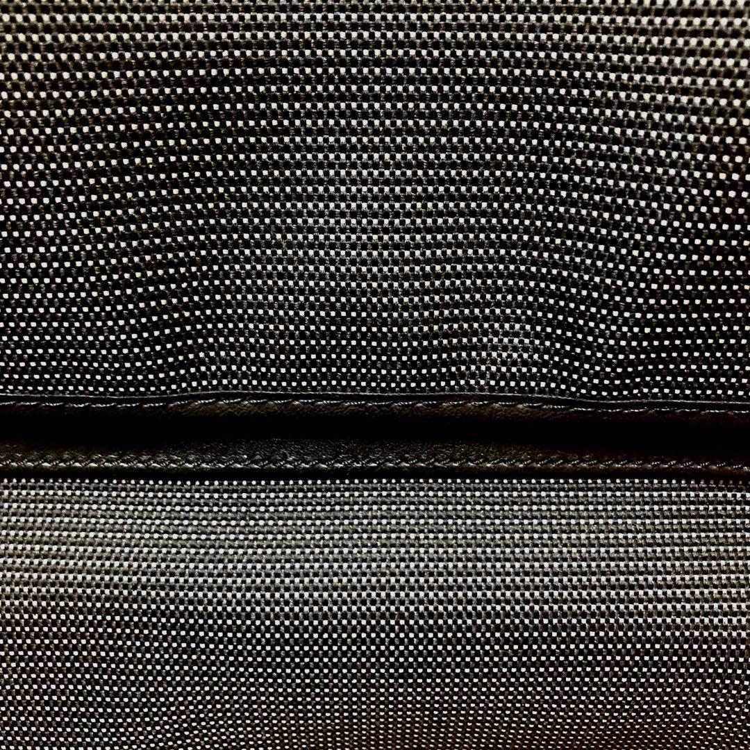 【未使用品】ダンヒル dunhill キャリーバッグ ブラック　マチ付き