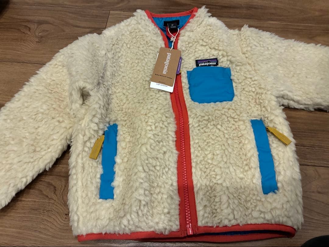 patagonia フリースジャケット 新品タグ付き