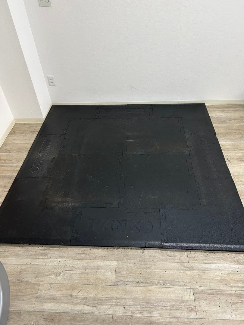 IVANKO(イヴァンコ)⭐️ブラック　ラバーフロアマット 12枚