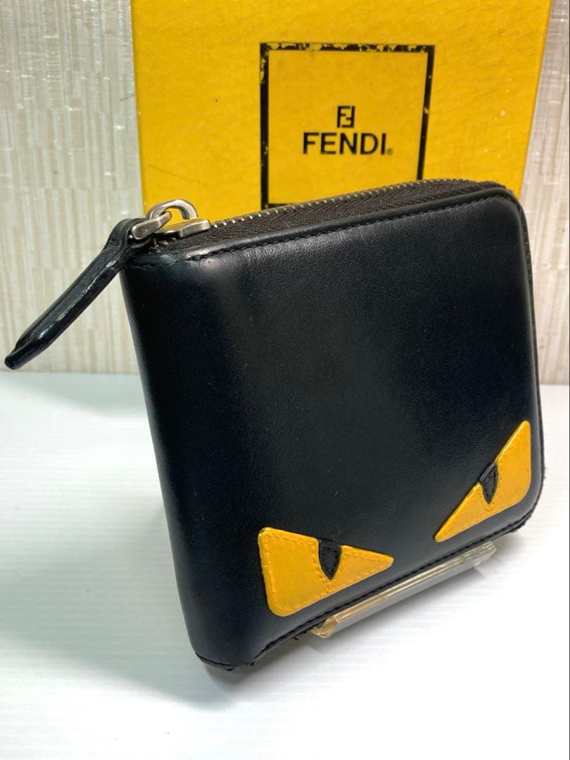 フェンディ　モンスター　バグズ アイ　レザー　ラウンドファスナー　二つ折り財布