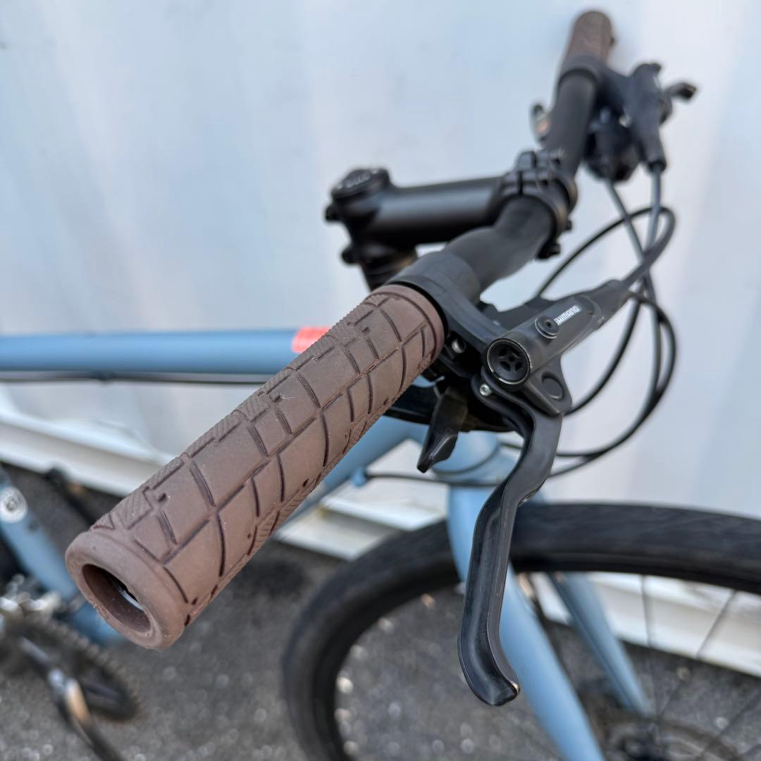クロスバイク FUJI RAIZ disc身長160-170cm 定価8.3万円