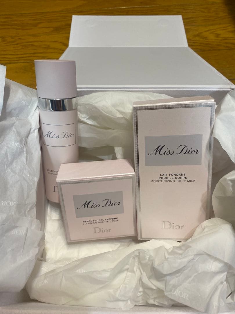 ミス　ディオール　ボディミルク　DIOR コスメ　クリーム　ソープ　石鹸　ミスト