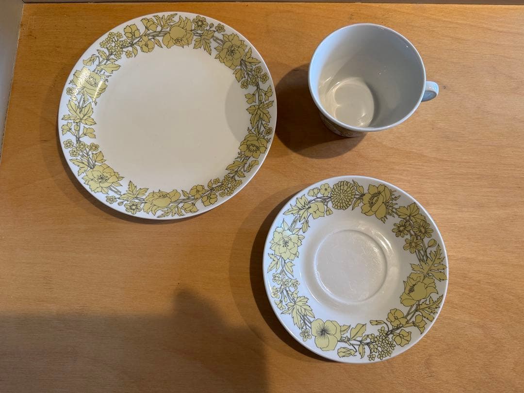 ARABIA Keltakukka　Esteri Tomula アラビア　セット