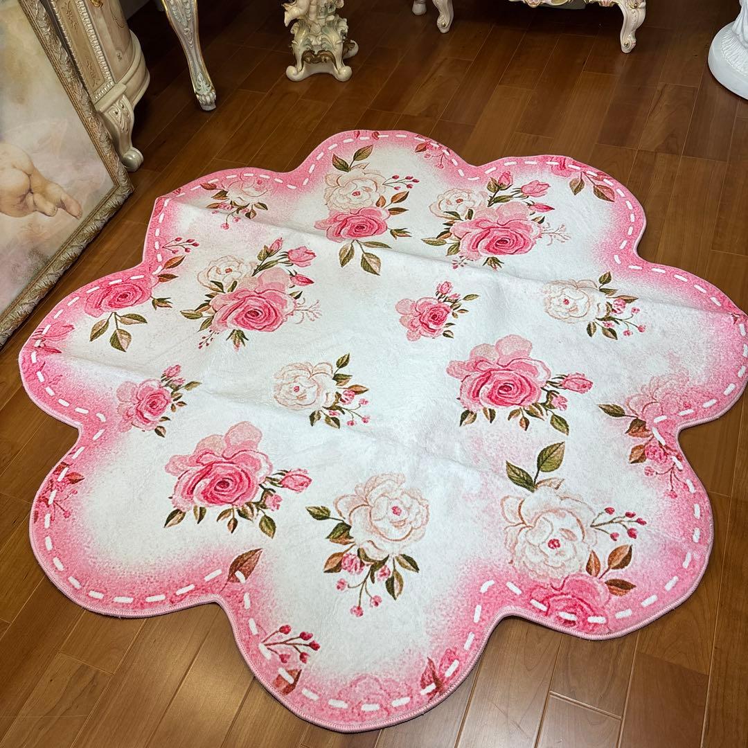 薔薇柄フロアマット・花びら型 まゆ様お纏め2点 専用となります。