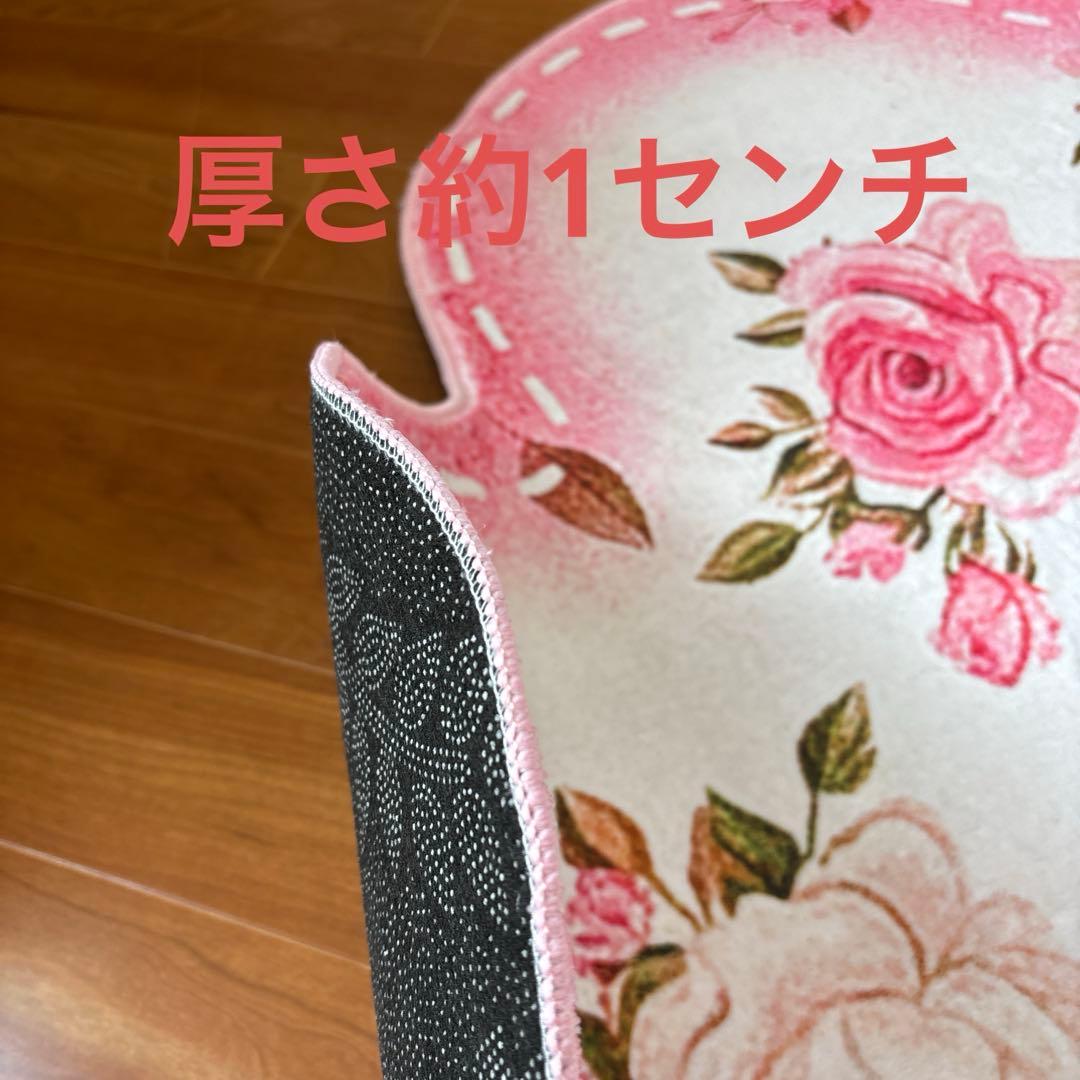 薔薇柄フロアマット・花びら型 まゆ様お纏め2点 専用となります。