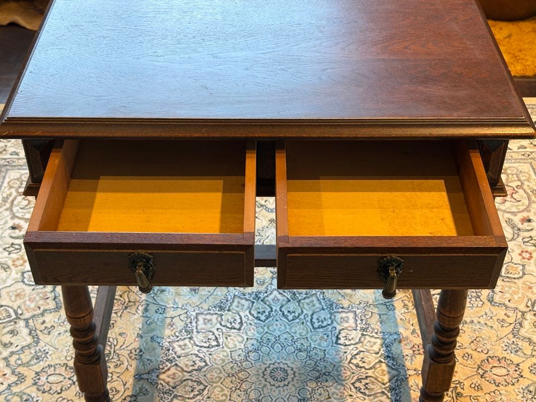 希少　アンティーク　ヴィンテージ　サイドテーブル　オーク材　ヴィンテージ　In