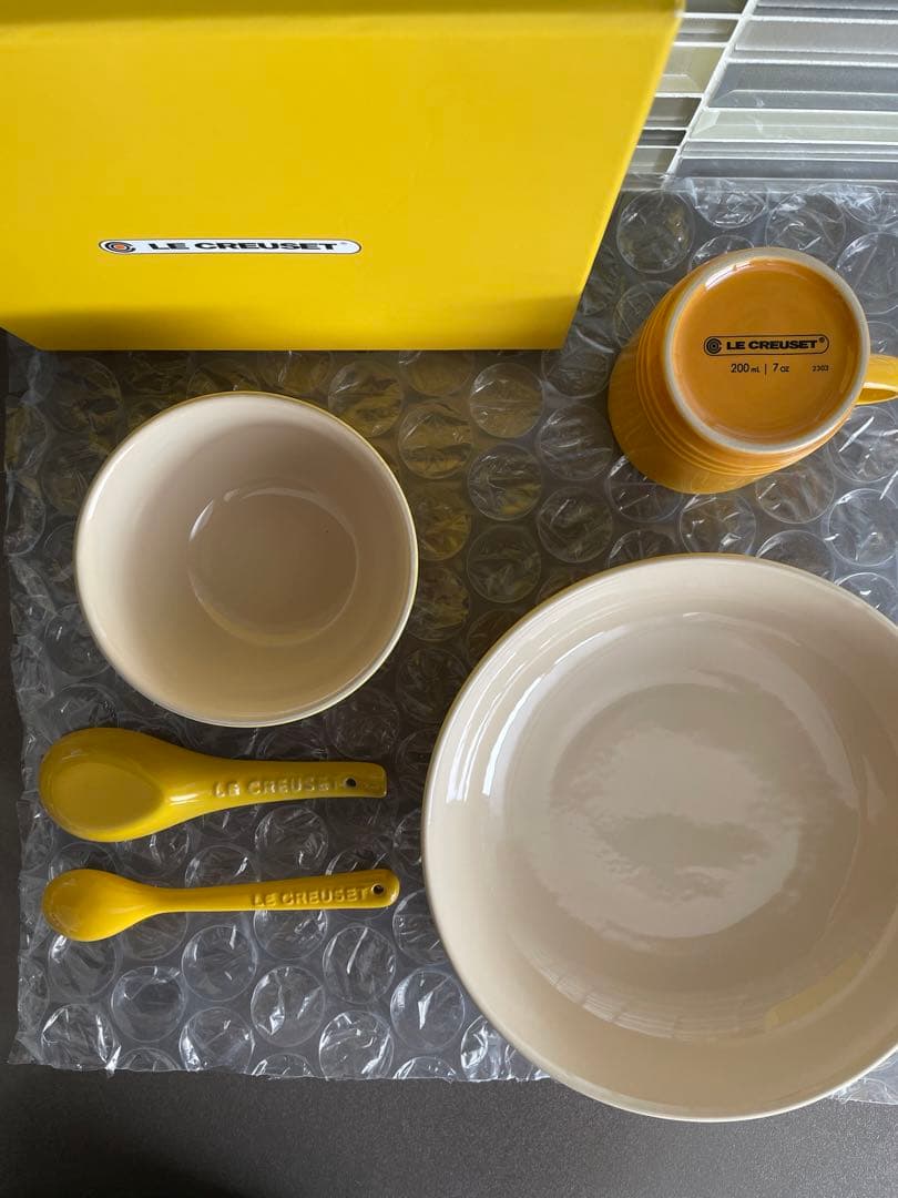 LE CREUSET 食器セット 5点ラウンドディッシュカップライスボウルなど