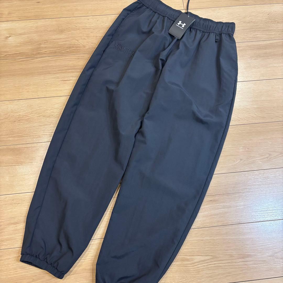 新品　アンダーアーマー　ジャージ　上下セット　ナイロン　 ランニング　ゴルフ　M