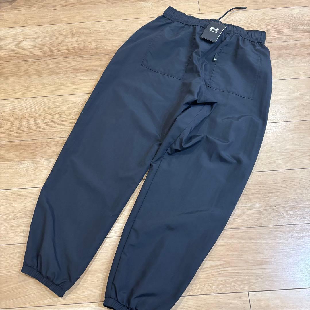 新品　アンダーアーマー　ジャージ　上下セット　ナイロン　 ランニング　ゴルフ　M