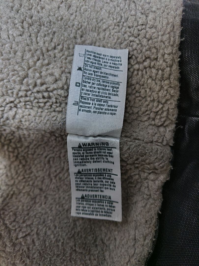 Carhartt シエラジャケット　黒フェード