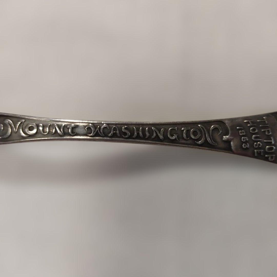 銀製。STERLING。シルバーSILVER。 スプーン。ワシントン山。約20g