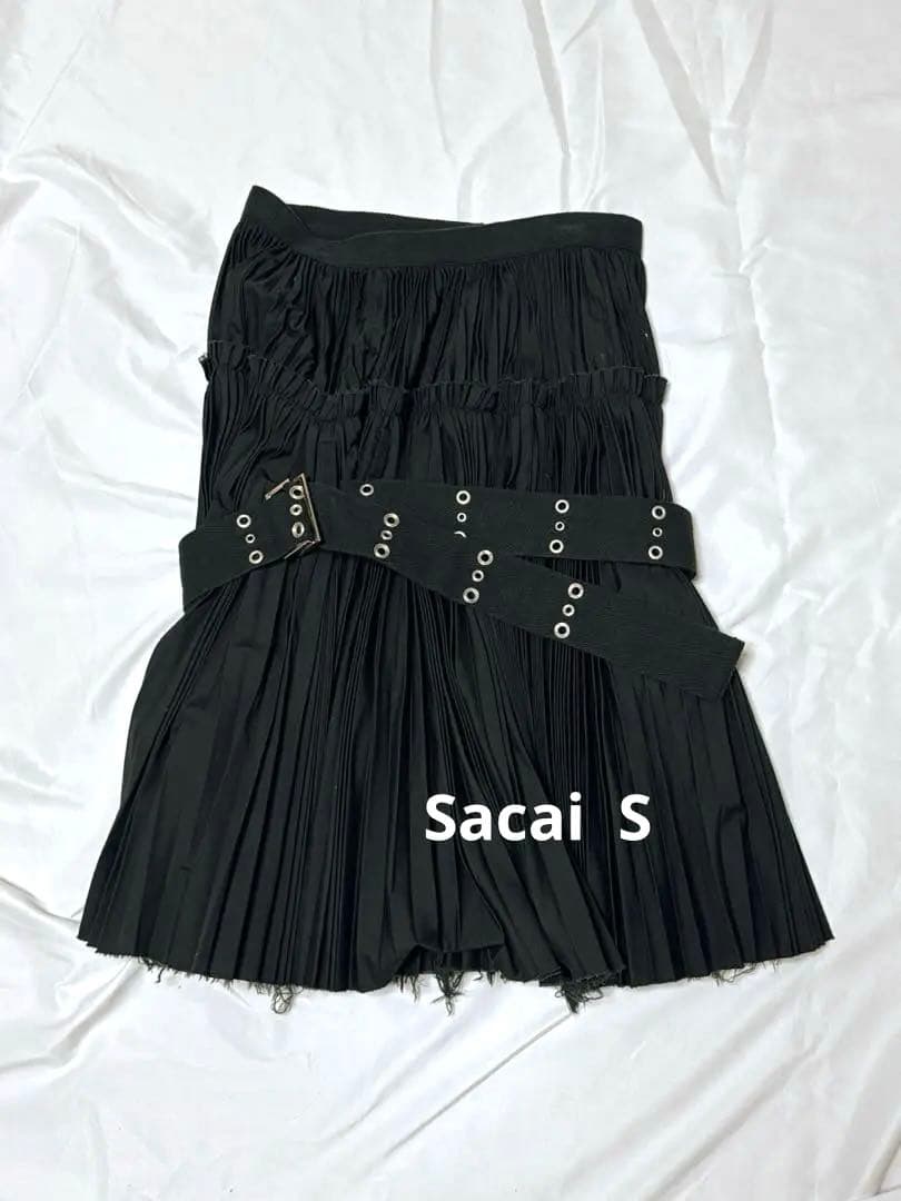 sacai ベルト プリーツ スカート ブラック 個性的 コレクション　ショー