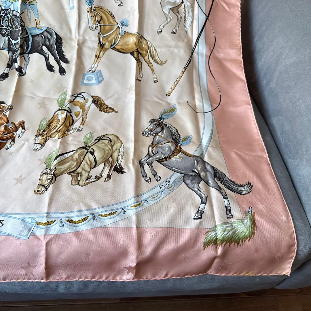 エルメス カレ 90 EN PISTE スカーフ シルク バンダナ ピンク