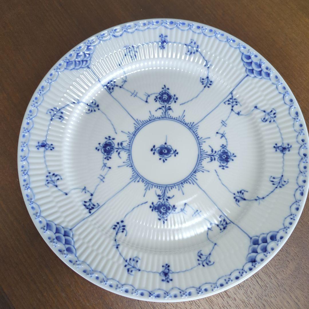 専用　ロイヤルコペンハーゲン　青い花模様の陶磁器皿 27.5cm