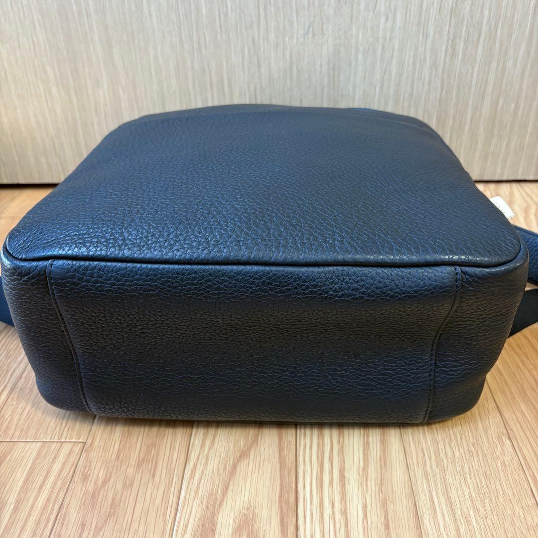 未使用 ecco レザー リュック バックパック 本革 エコー 黒 通勤 バッグ