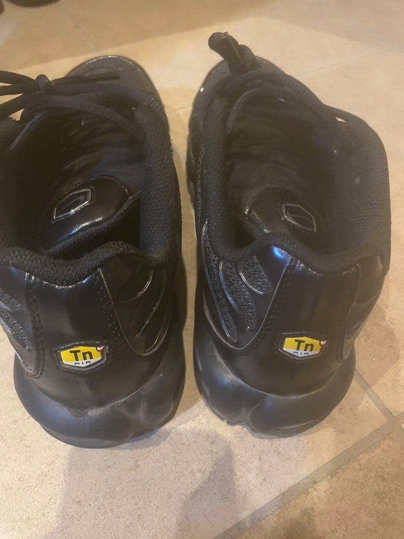 Nike Tn ブラック スニーカー