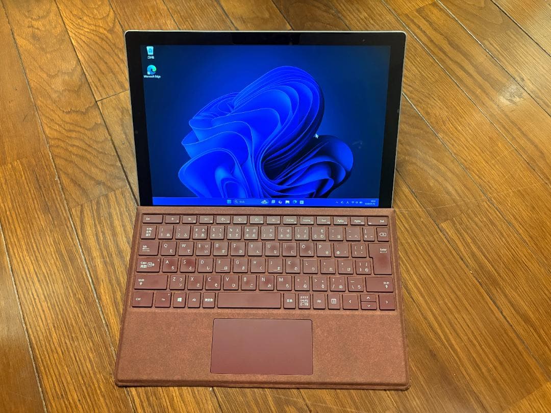 Microsoft Surface Pro 7 バーガンディタイプカバー付