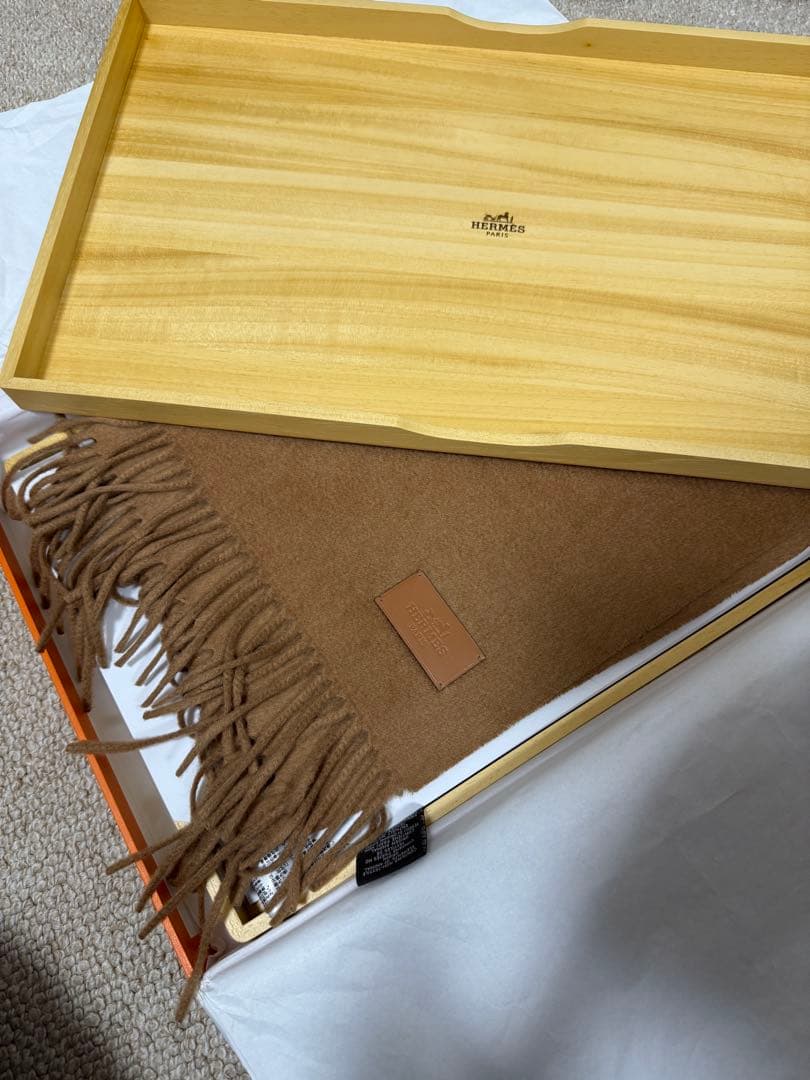 エルメス マフラー ビキューナ100% キャメル　専用箱付き