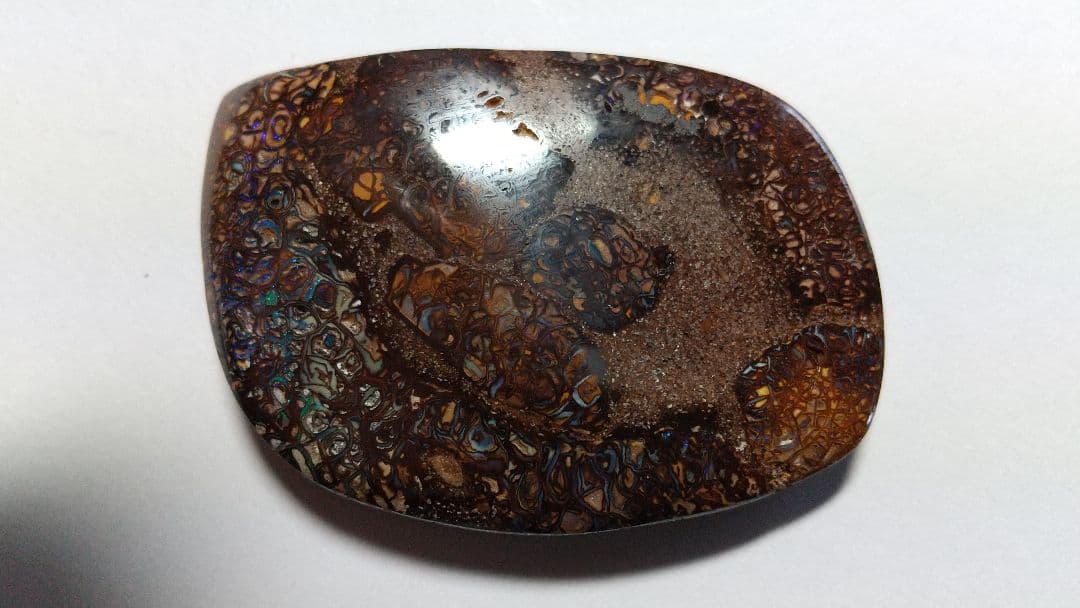 ボルダ―オパ―ル 原石