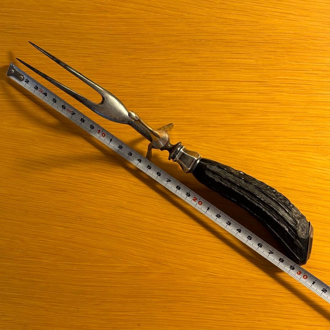 イギリス　アンティーク　スターリングシルバー　鹿角ハンドル カービングフォーク