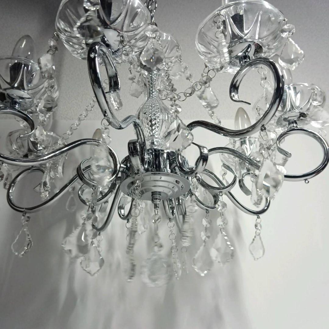 シャンデリア クリスタルガラス 8灯 美しい シルバー 天井照明 ゴージャス