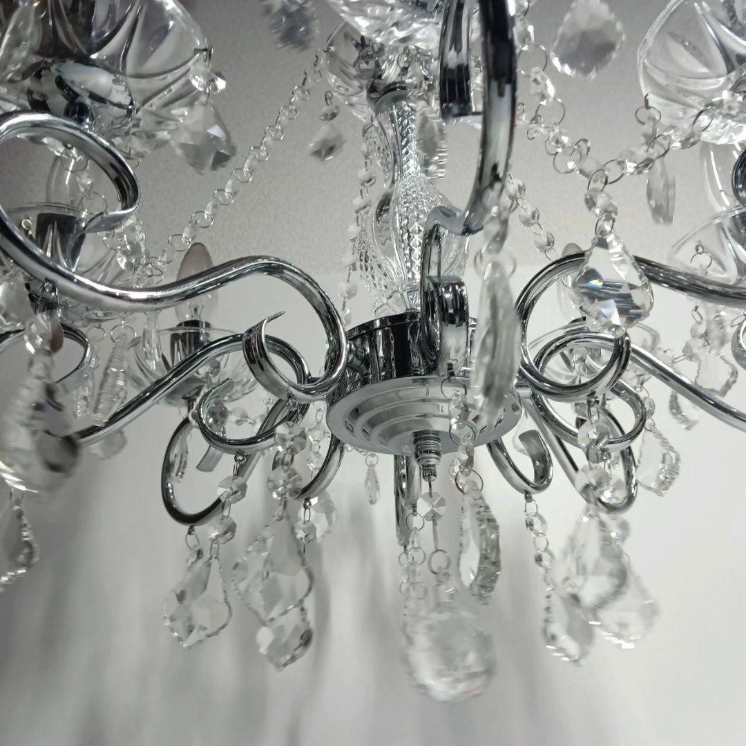 シャンデリア クリスタルガラス 8灯 美しい シルバー 天井照明 ゴージャス