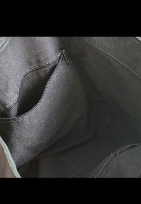 TRES トレ　レザーバッグ スタッズ レザー ハンドバッグ　Y2K 希少　人気