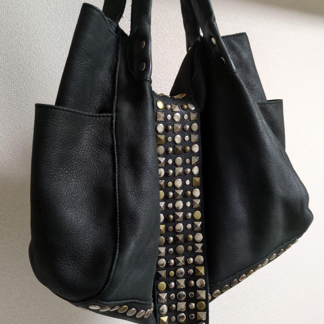 TRES トレ　レザーバッグ スタッズ レザー ハンドバッグ　Y2K 希少　人気