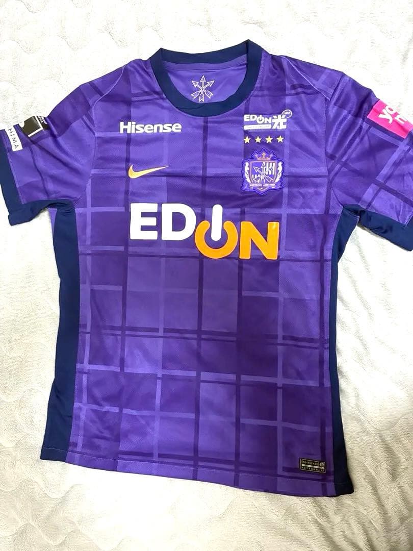 サンフレッチェ広島　ユニホーム　中村草太選手