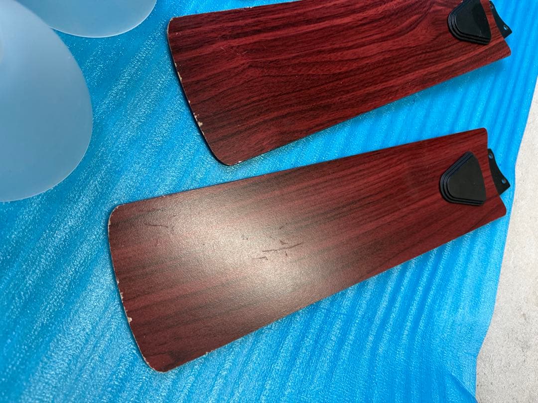 ブラック 4枚羽根シーリングファン