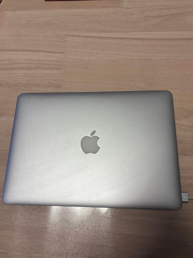 MacBookAir13 Earlyメモり8 SSD 250GB Core i5