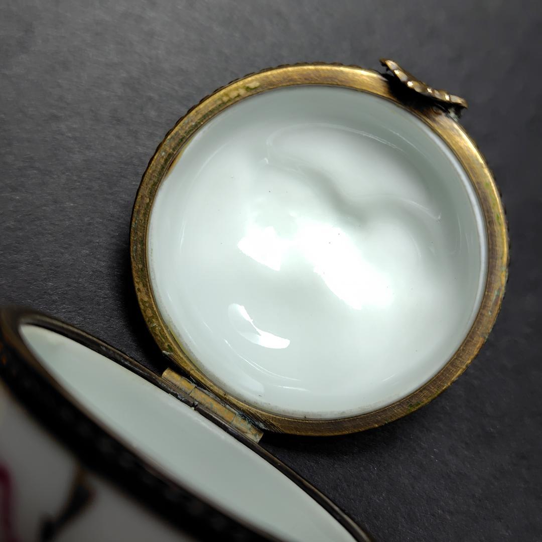 リモージュボックス　トリンケットボックス　フランス製　バラ　リボン