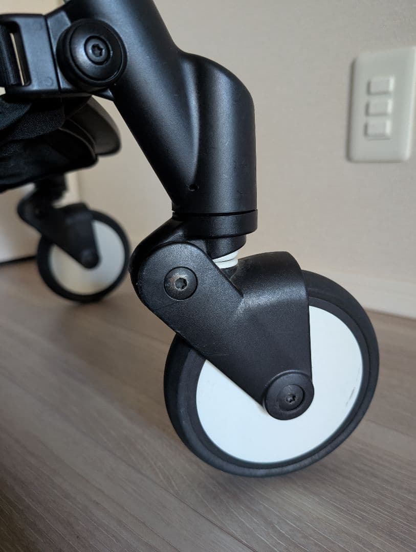 YOYO 6+ ベビーカー ブラック