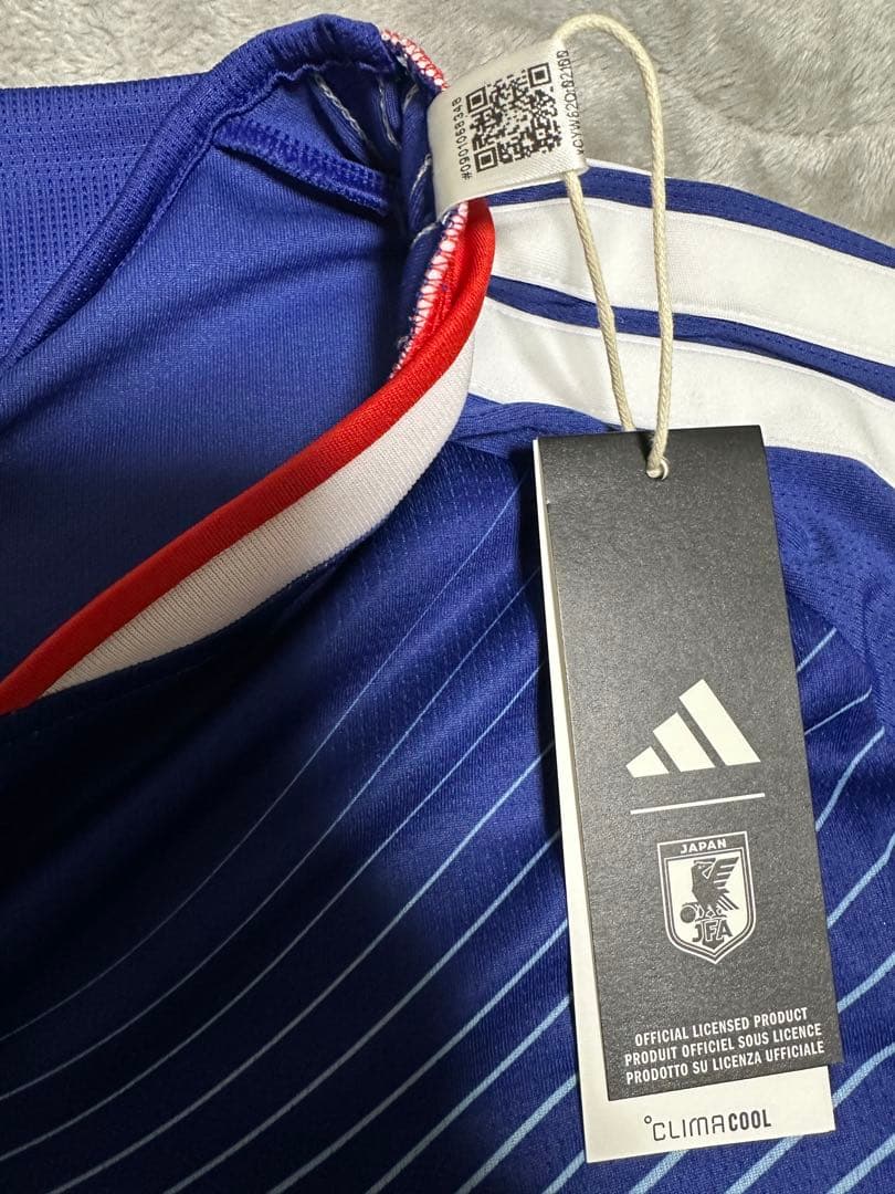 き*い様 【新品タグ付】サッカー 日本代表 2026 ホーム ユニフォーム L