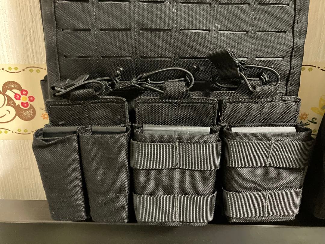 TWINFALCONS プレートキャリア　ポーチ付き