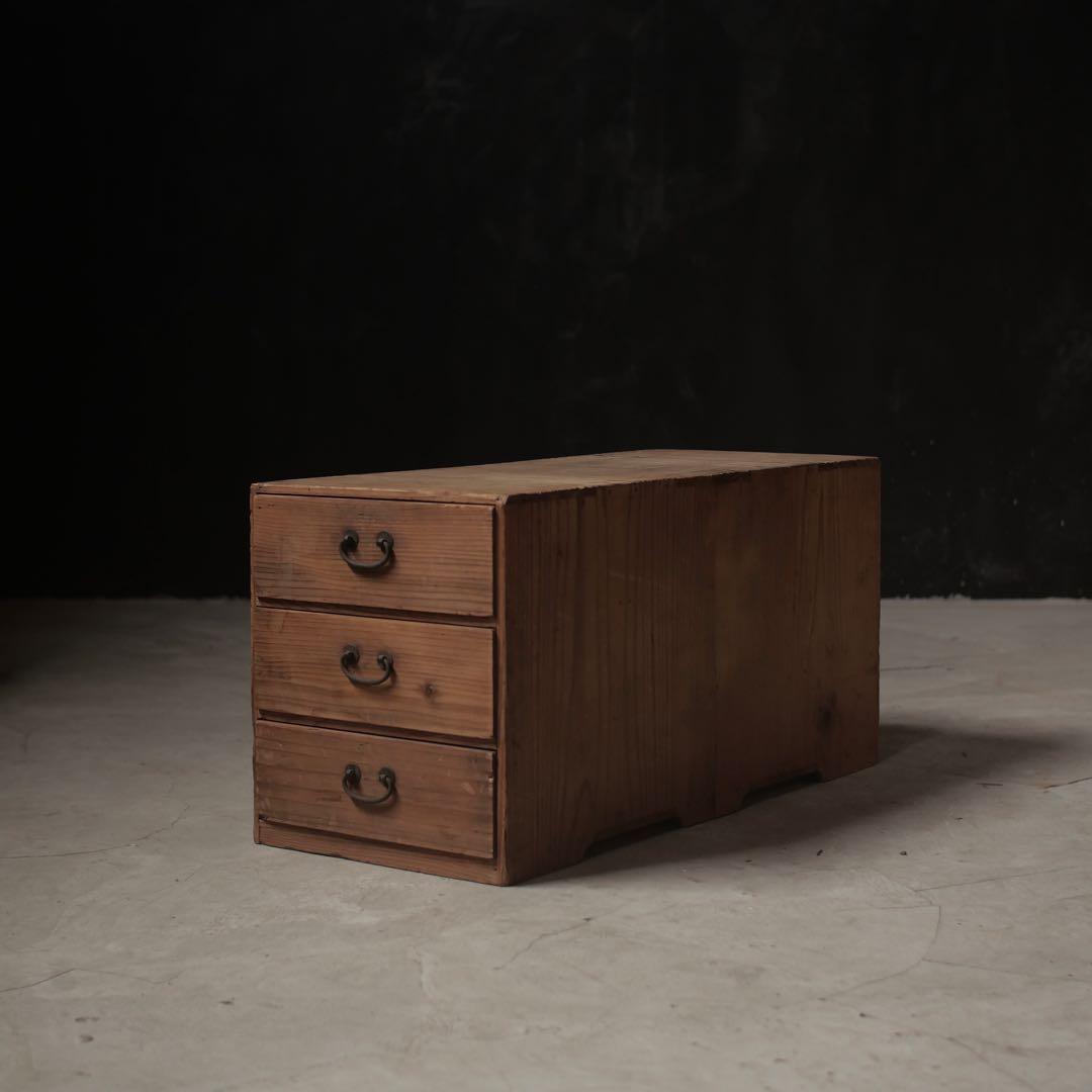 三杯　マス目　抽斗　小引き出し　小抽斗　古家具　古道具　アンティーク　昭和レトロ