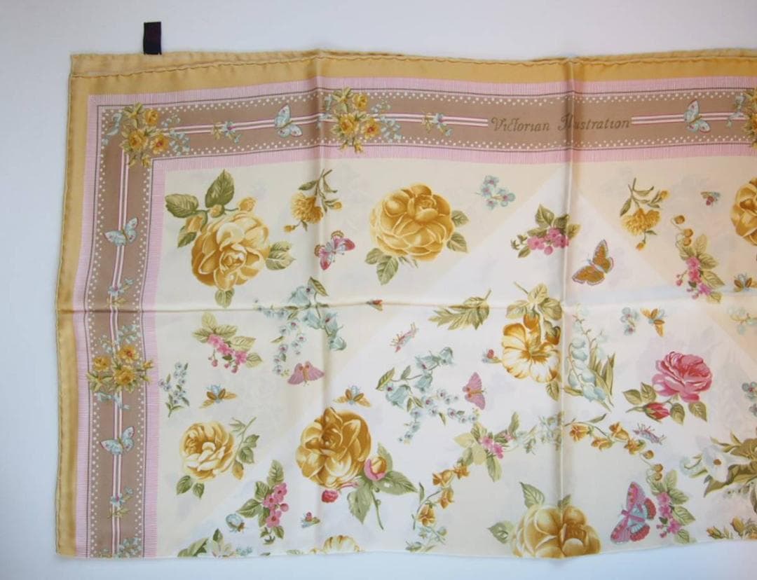 定価６万★未使用ETRO★お花★蝶シルクスカーフ90エトロ黄ヴィンテージイタリア