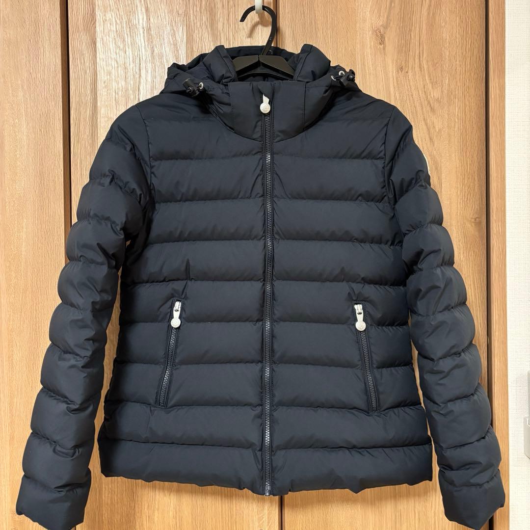 【18日限定値下げ52000→45555】PYRENEXネイビーダウンジャケット