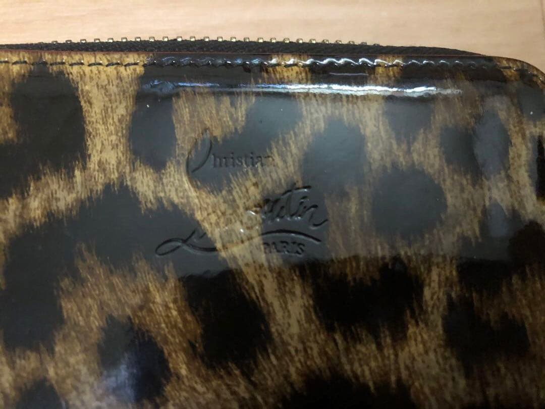 【クリスチャンルブタン】 ヒョウ柄 財布